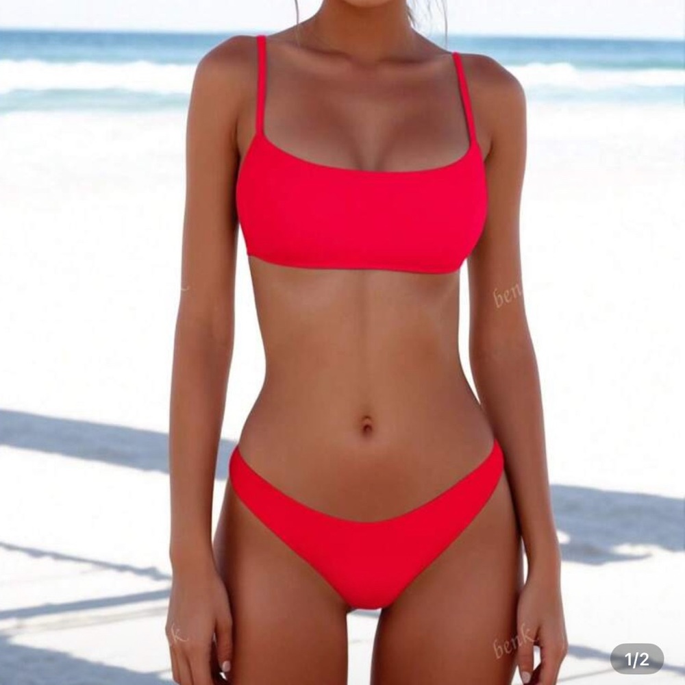 Women's Summer Beach Solid Red
Color Spaghetti Strap Bikini Set. Medium